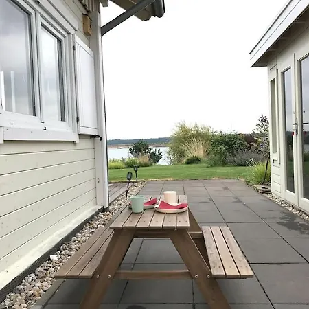 Haus Am Mit Privatstrand, Kamin Und Sauna Lobnitz (Saxony)